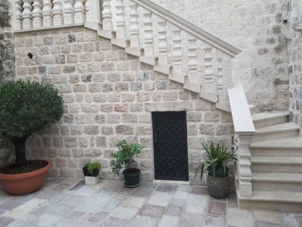 Palazzo Sindik Apartment Kotor Bagian luar foto